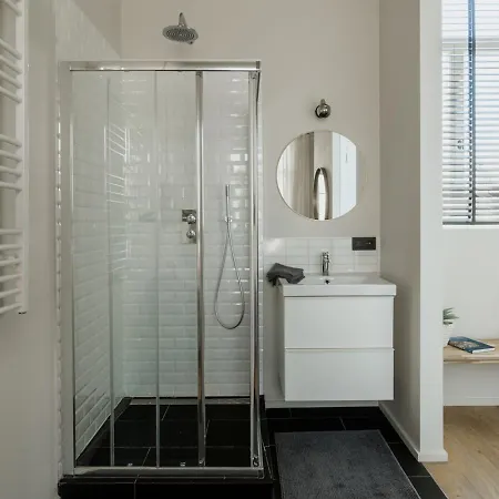 Apartment Mooi Licht In Bruisend Antwerpen! Antwerp